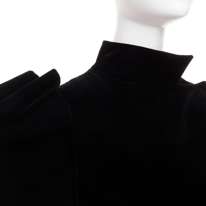 ALEXANDRE VAUTHIER COUTURE SS2022 Runway black velvet feather puff coat dress