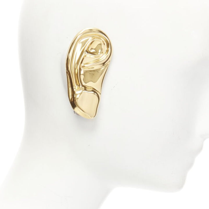 rare GUCCI ALESSANDRO MICHELE Runway Surrealist gold ear clip on earring single