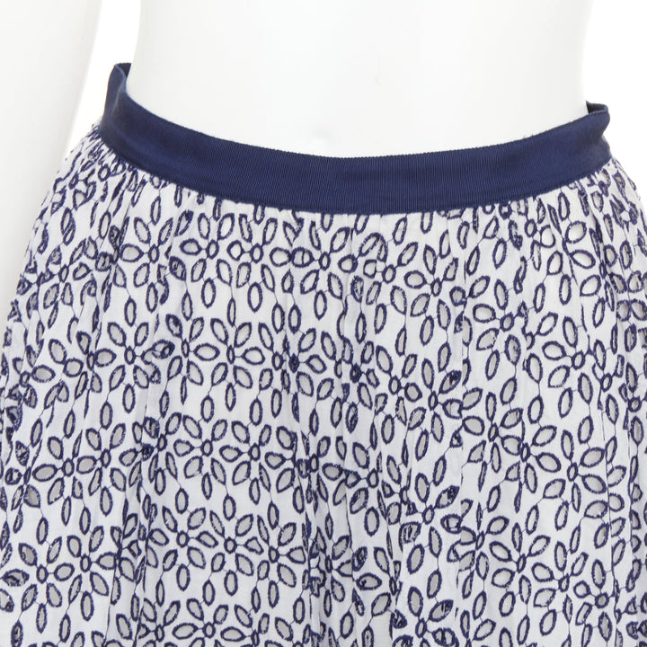 OSCAR DE LA RENTA S17 navy white cotton eyelet floral embroidered skirt XS US0