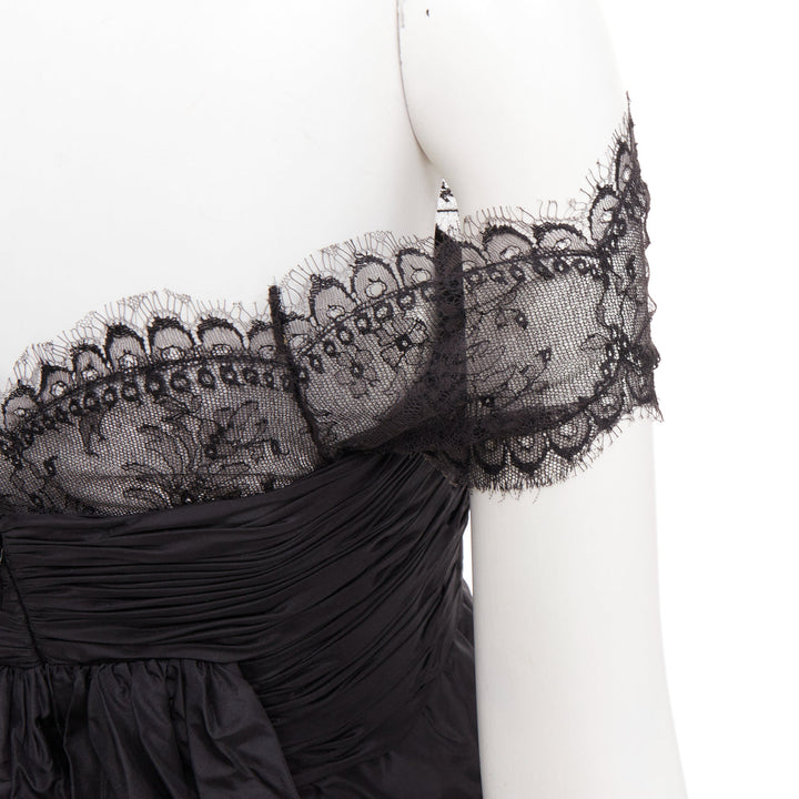 OSCAR DE LA RENTA Vintage black lace trim ruched bow cocktail bubble dress US2 S