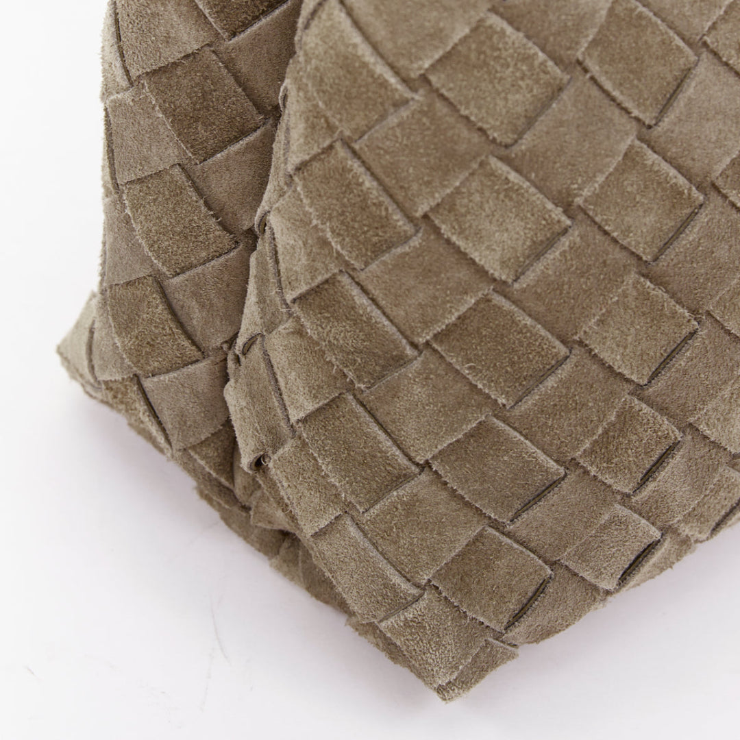 BOTTEGA VENETA Small Andiamo grey intrecciato suede gold knot tote bag
