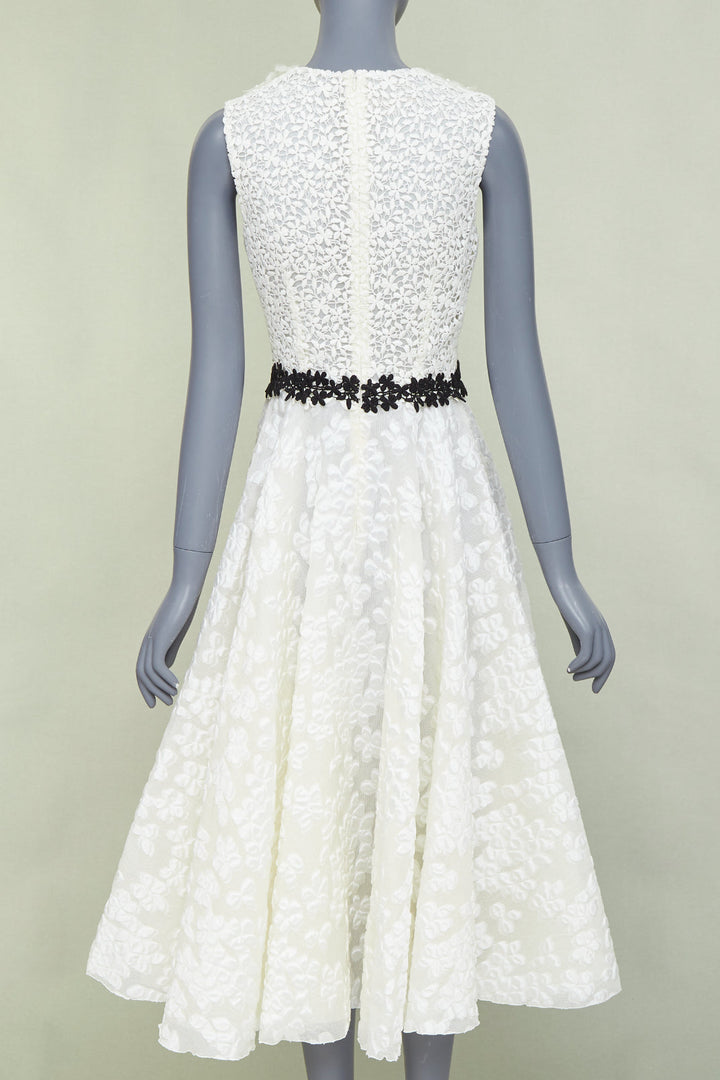 GIAMBATTISTA VALLI ivory floral cloque lace body sleeveless bridal dress IT40 S