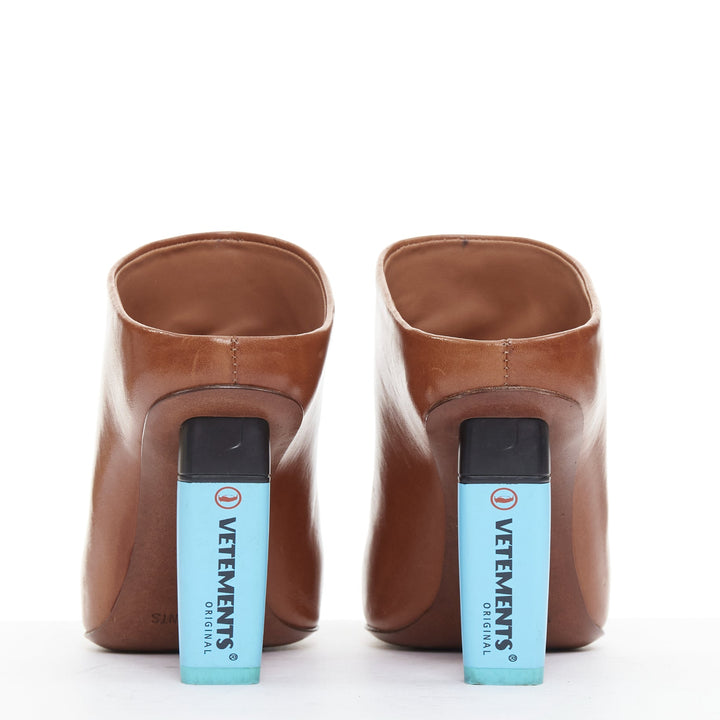 VETEMENTS Highlighter brown leather blue architectural heel mules EU35