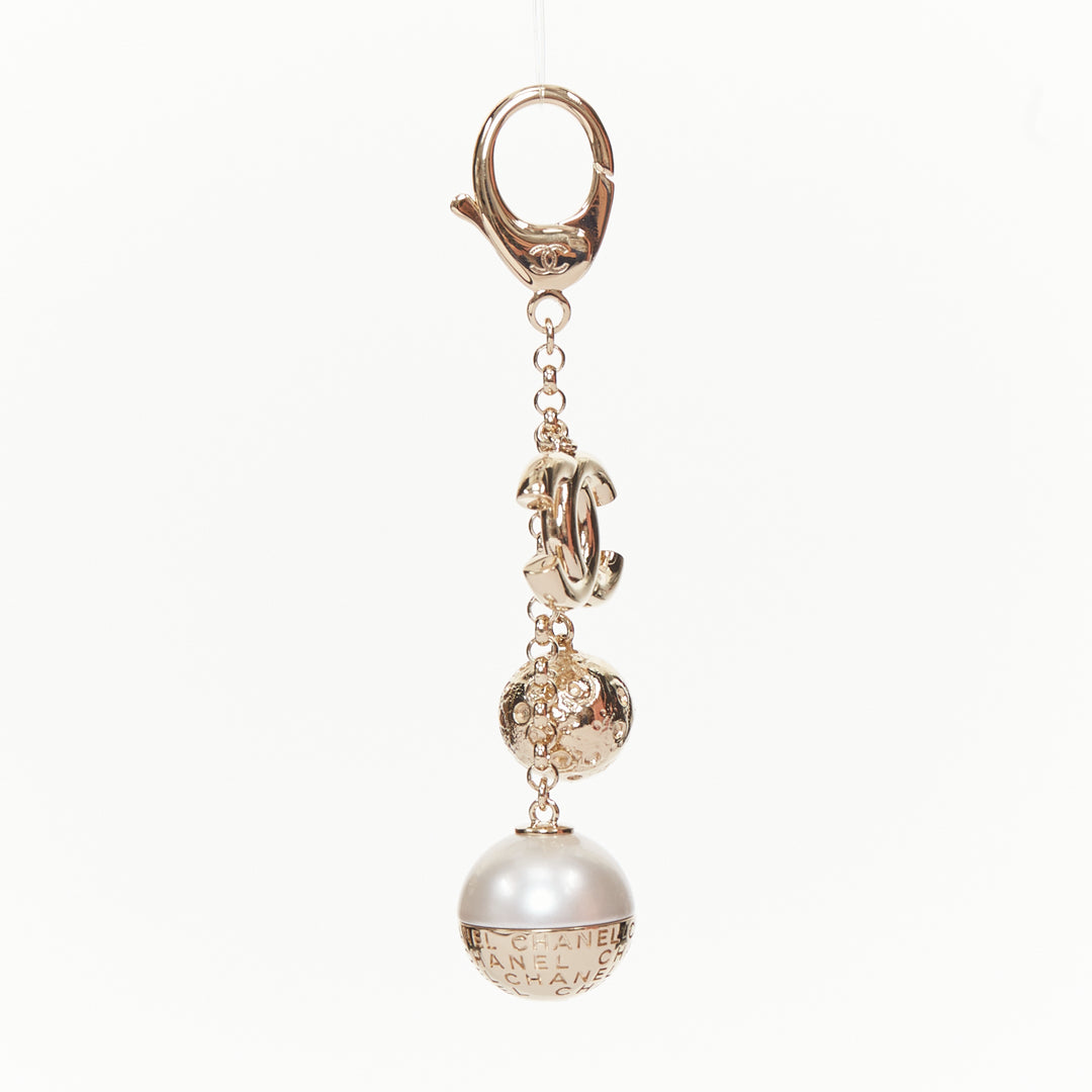 CHANEL G25B 2025 VIC Limited Gift gold pearl moon ball bag charm keychain