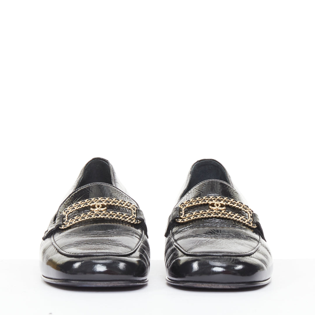 CHANEL 2025 black textured calfski gold CC chain link mocassin loafer shoes EU37