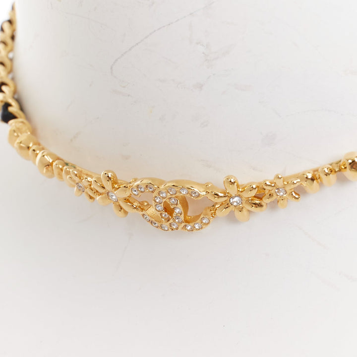 CHANEL I23A gold-tone CC  crystal strass pave black leather choker necklace