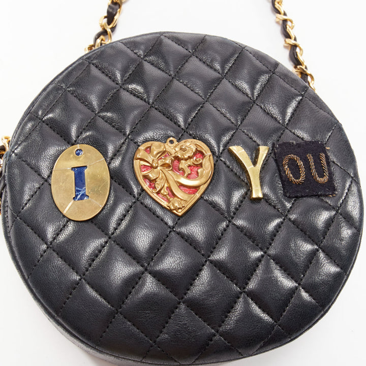 TIGER IN THE RAIN CHANEL Vintage I Love You applique round crossbody chain bag