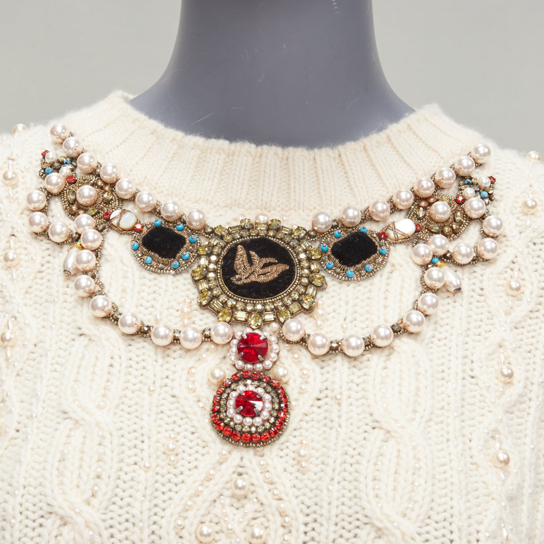 GUCCI 2016 cream wool cashmere faux pearl necklace embellished cable sweater S