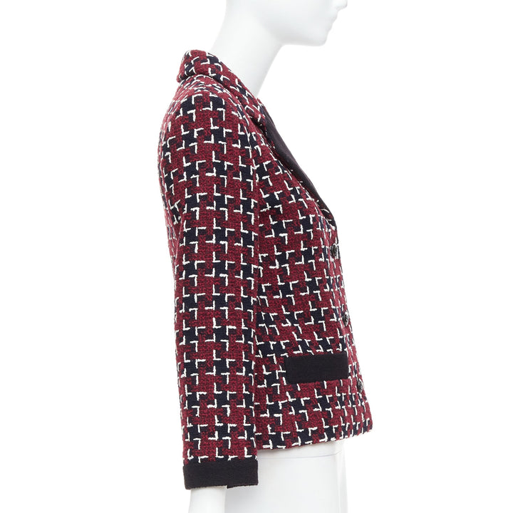 CHANEL 15A Runway Brassiere burgundy black geometric CC tweed jacket FR36 S