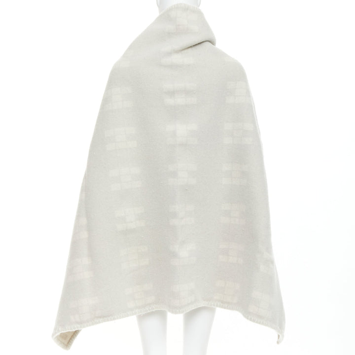 HERMES cream light grey cashmere wool H logo square throw blanket