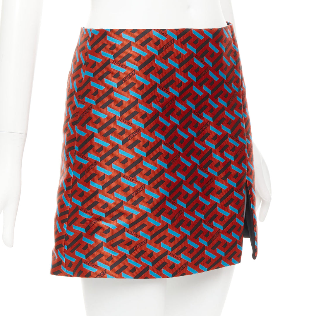 VERSACE 2021 La Greca red blue black logo geometric split mini skirt IT36 XXS