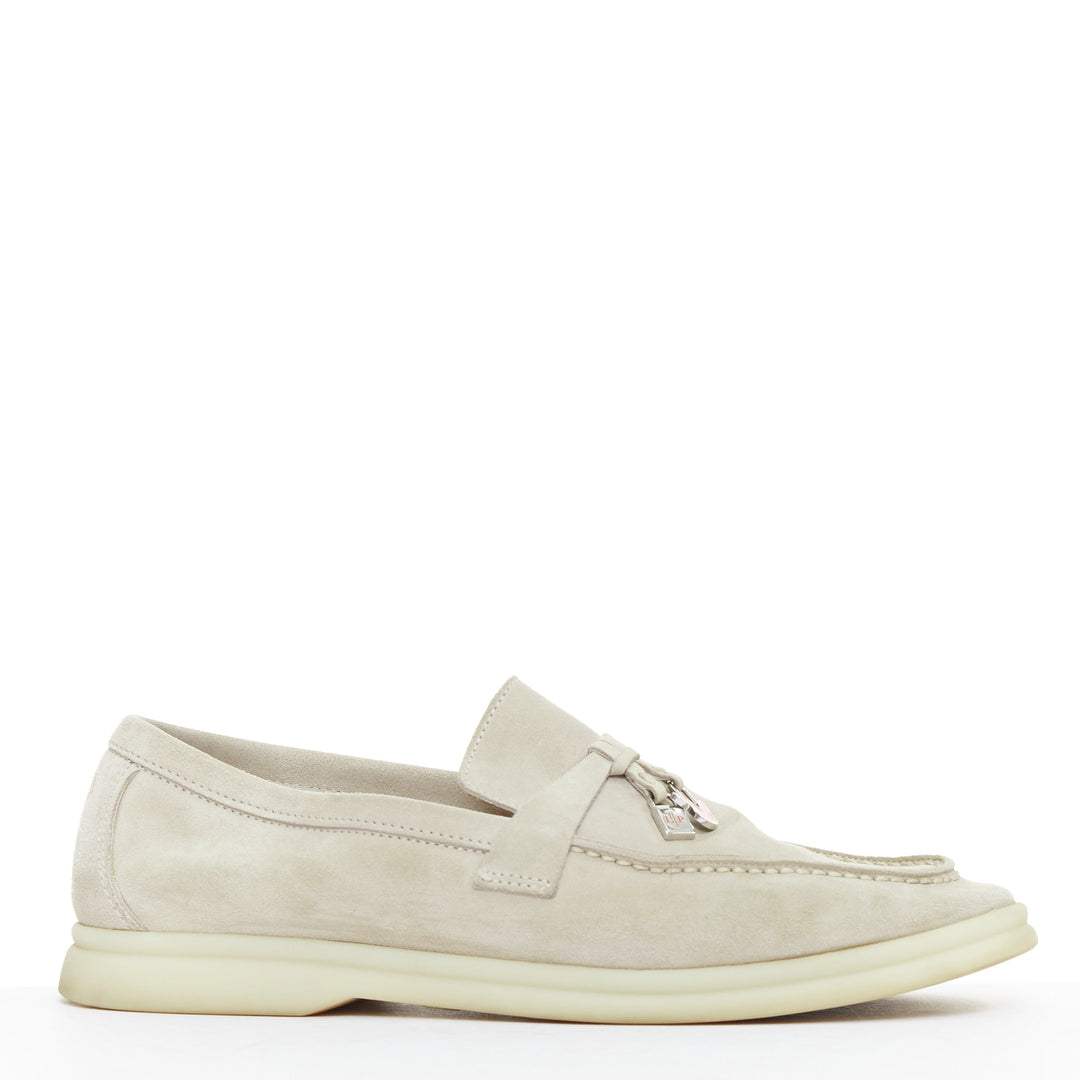 LORO PIANA Summerwalk Chamslofer sand suede Rabbit pendant loafers EU37