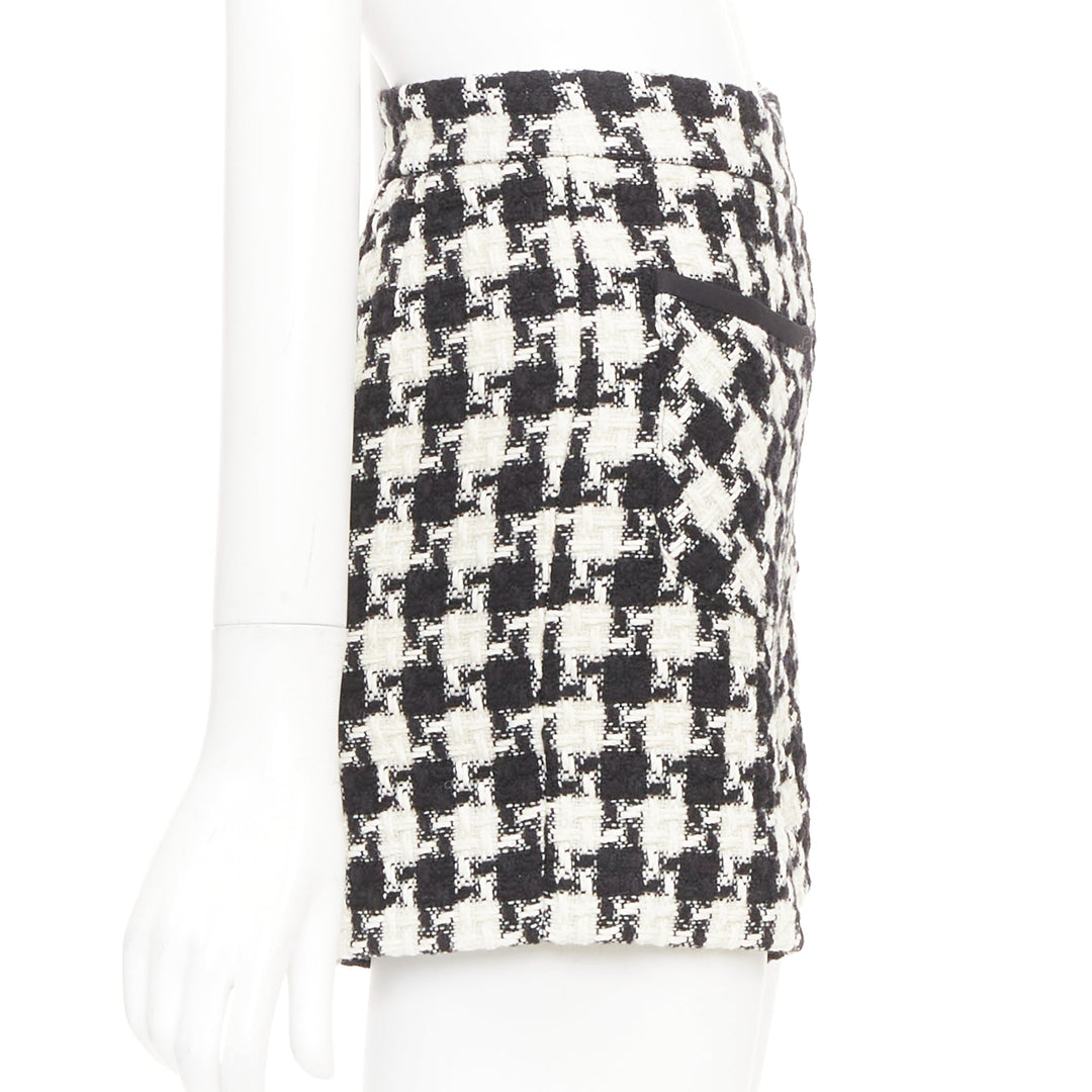 VALENTINO 2024 black white houndstooth tweed slash pocket shorts IT 36 XXS
