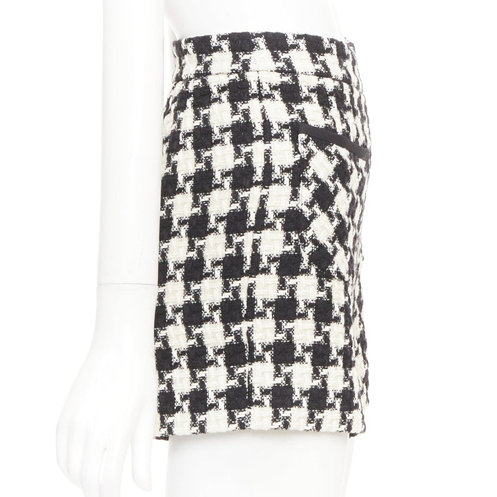 VALENTINO 2024 black white houndstooth tweed slash pocket shorts IT 36 XXS