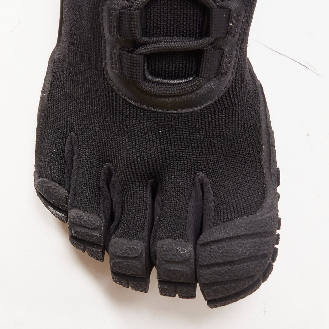 BALENCIAGA Vibram Toe black technical 5-toe suspension heel sneakers EU37