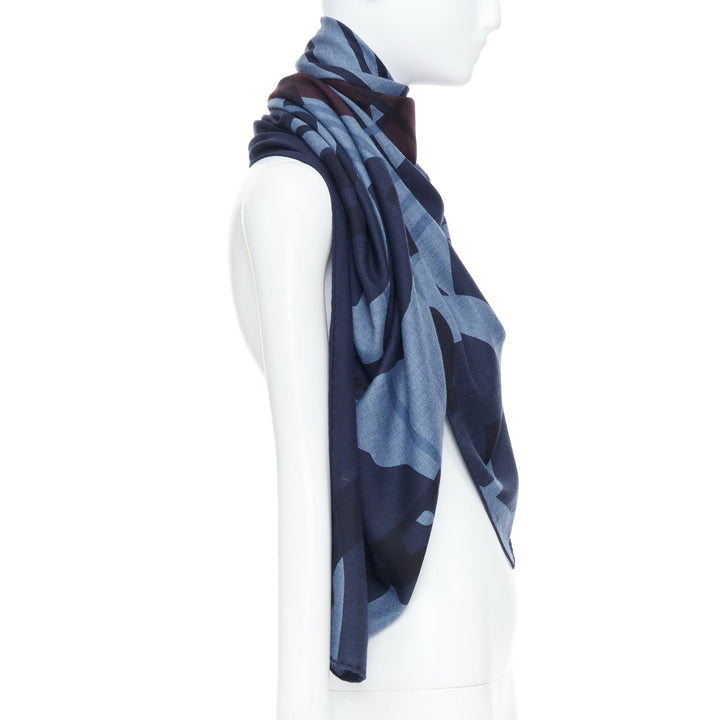 HERMES Imprimeur Fou Brides et Frontaux 140cm navy printed cashmere silk shawl