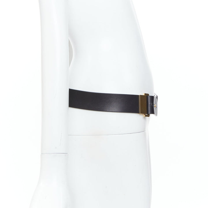CHLOE 2011 dual peg dual gold plate accent smooth leather adjustable belt S