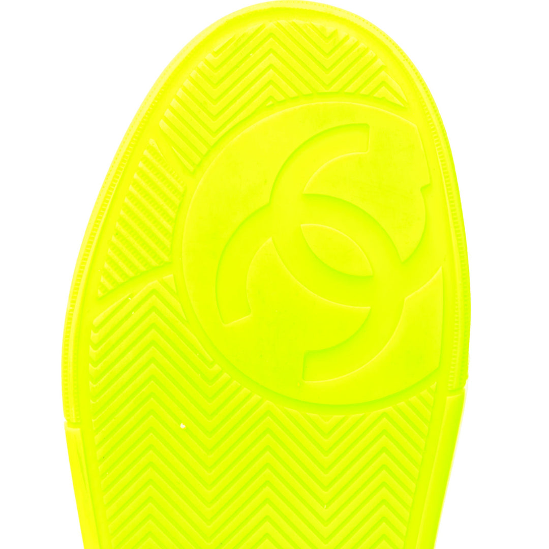 CHANEL 2020 white calfskin neon multicolor low top trainer court sneakers EU38.5