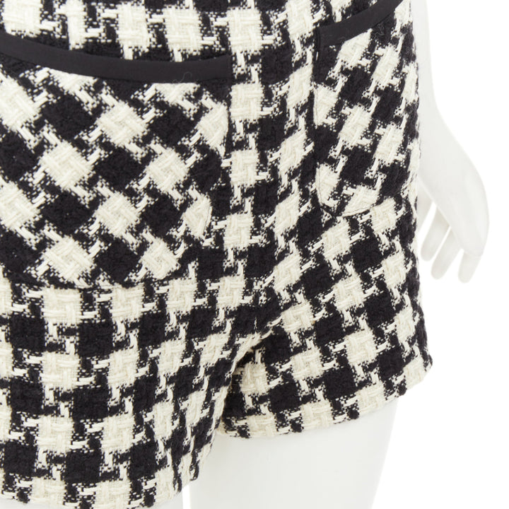 VALENTINO 2024 black white houndstooth tweed slash pocket shorts IT 36 XXS