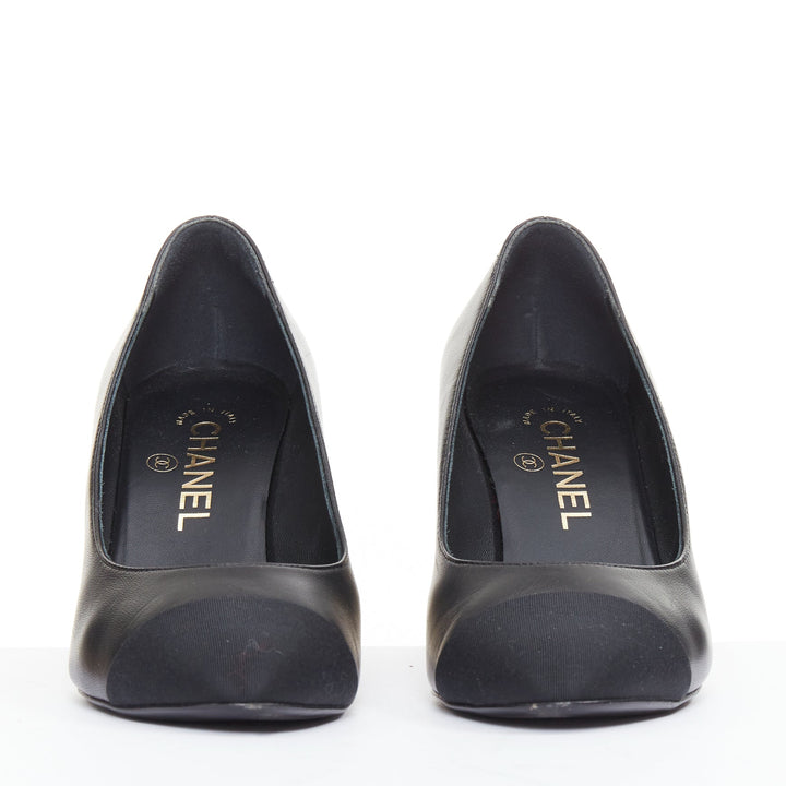 CHANEL 2018 Egypt Hieroglyphic  black leather grosgrain toe cap pumps EU36.5