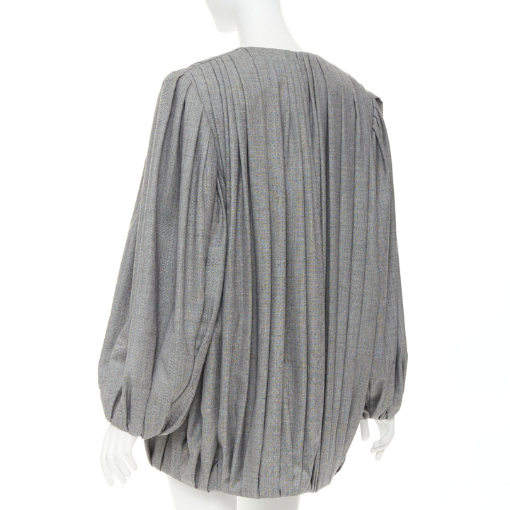 LOUIS VUITTON 2023 Runway grey pleated balloon sleeves power shoulder jacket