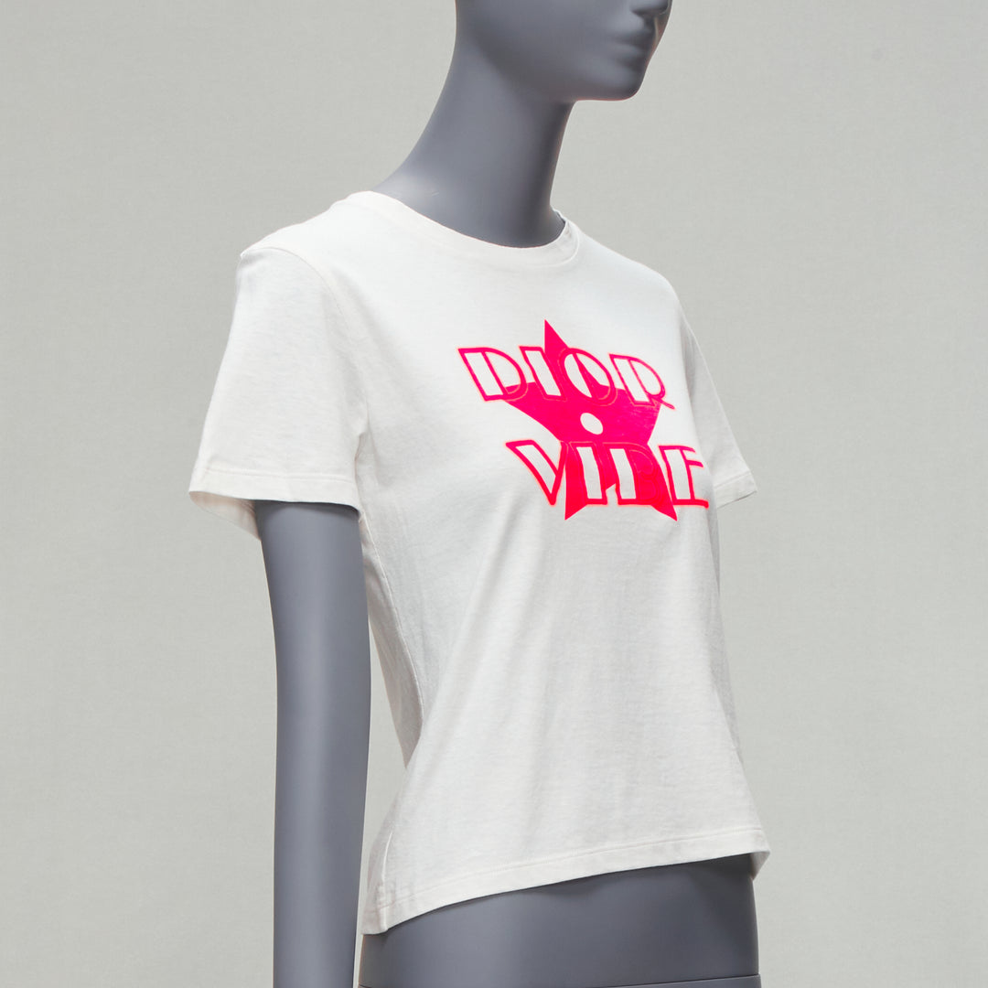 CHRISTIAN DIOR 2022 Dior Vibe neon pink star logo graphic CD bee white tshirt XS