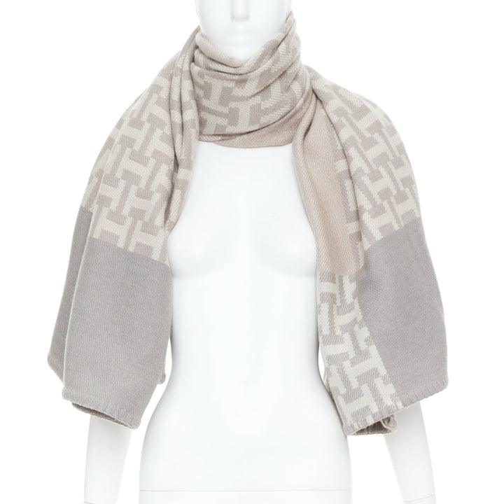 HERMES Avalon Nepal grey intarsia monogram logo knit wool cashmere blanket scarf