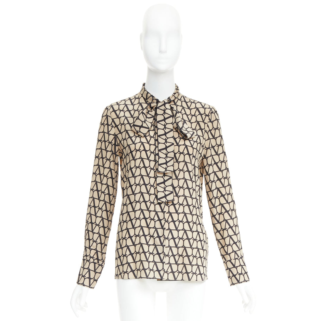 VALENTINO Iconographe Toile crepe de chine silk print tie blouse IT38 XS