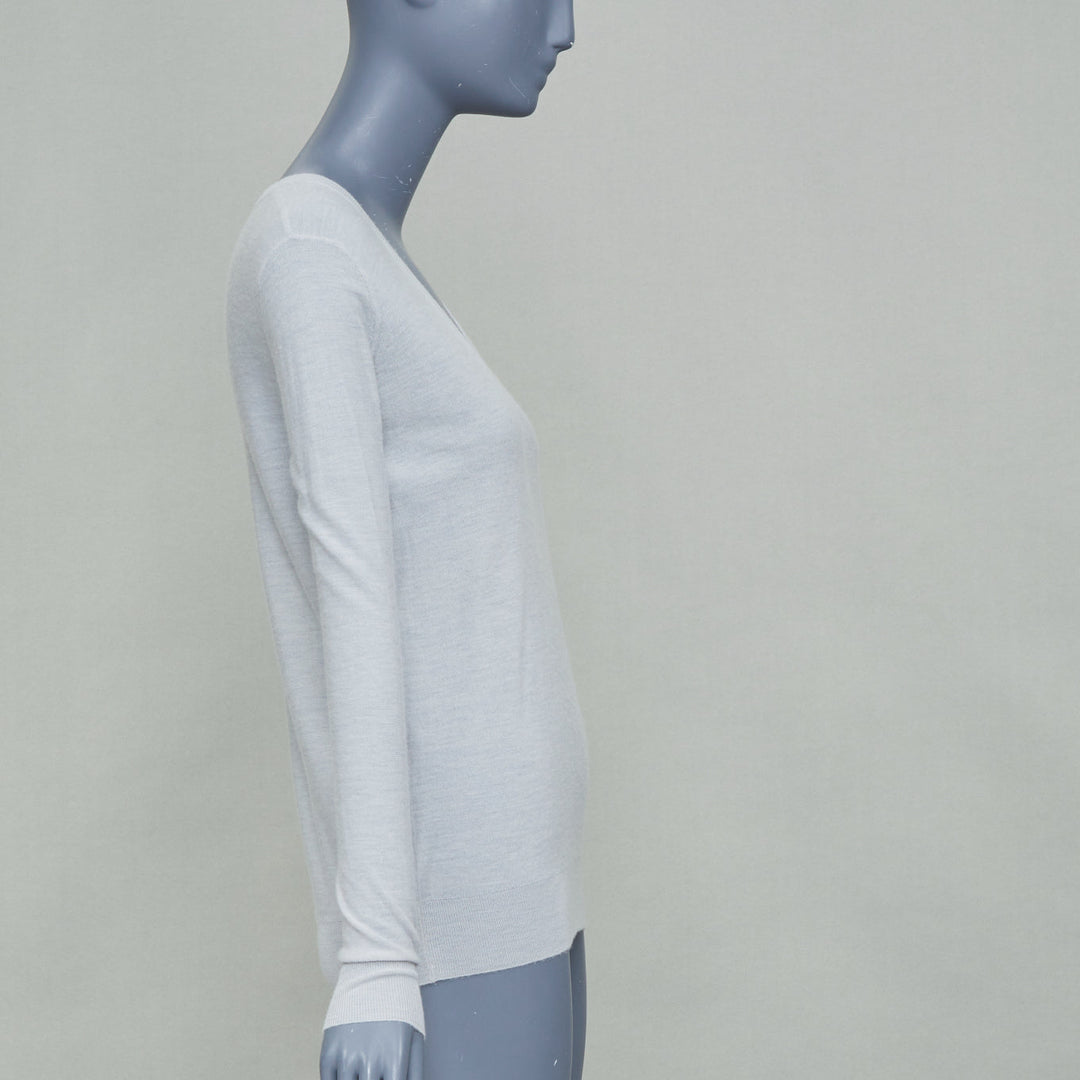 JOSEPH light grey fine knit cashmere V-neck pullover sweater XS
