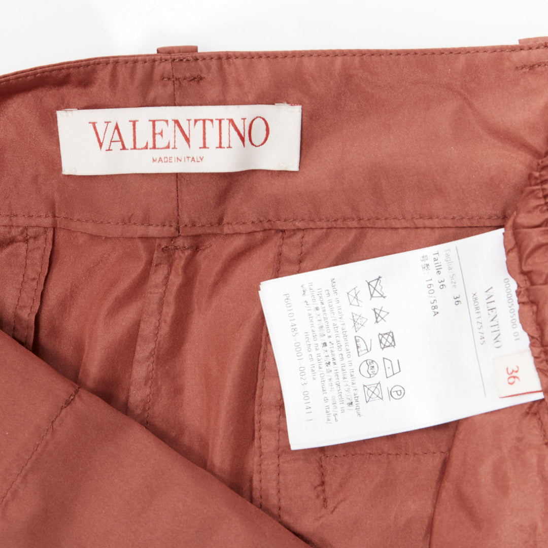 VALENTINO 2021 Piccioli 100% silk brick red high waisted dress shorts IT36 XXS
