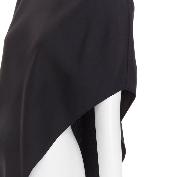 ALEXANDRE VAUTHIER COUTURE AW2023 Runway black power asymmetric drape top