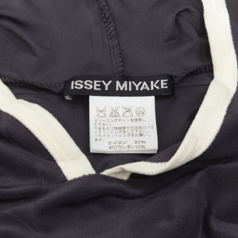 ISSEY MIYAKE 2000 Vintage Runway Egg Carton black white cloque hooded dress L