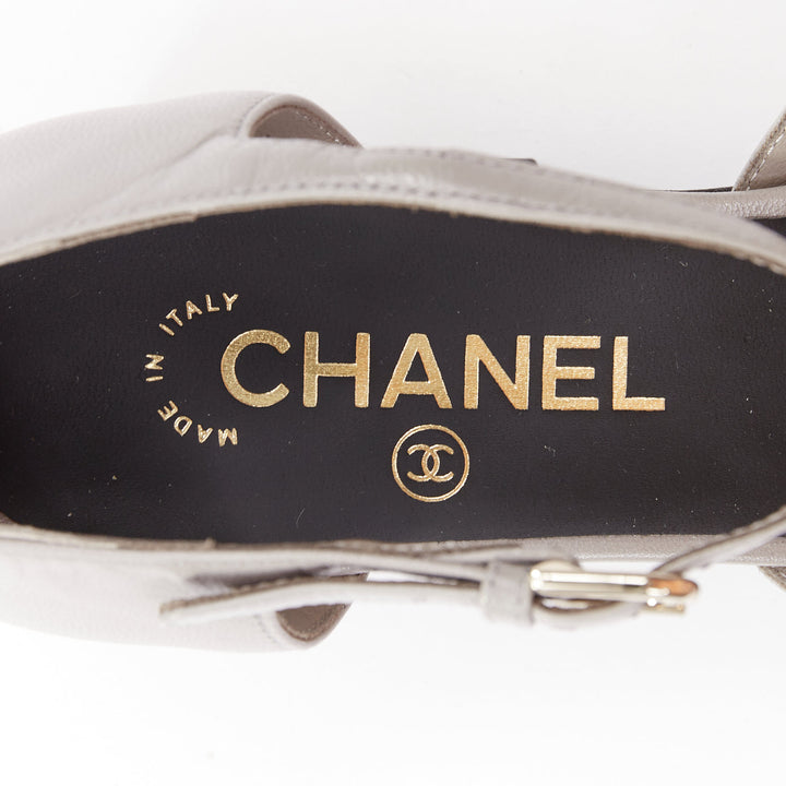 CHANEL 2022 grey leather pearl trimmed CC logo bicolor block heel pumps EU39.5