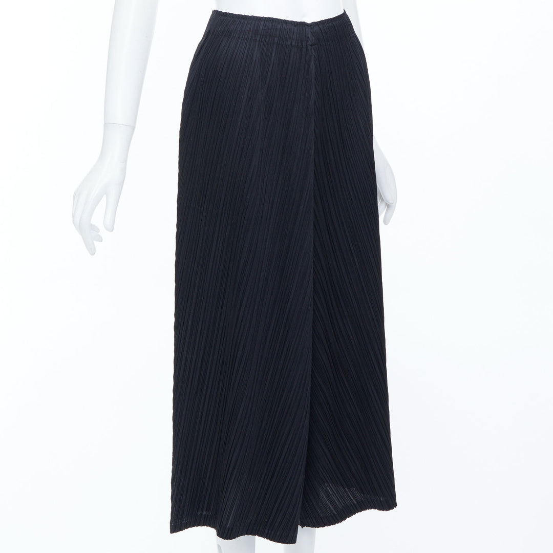 ISSEY MIYAKE Pleats Please black plisse elastic waist cropped pants JP3 L
