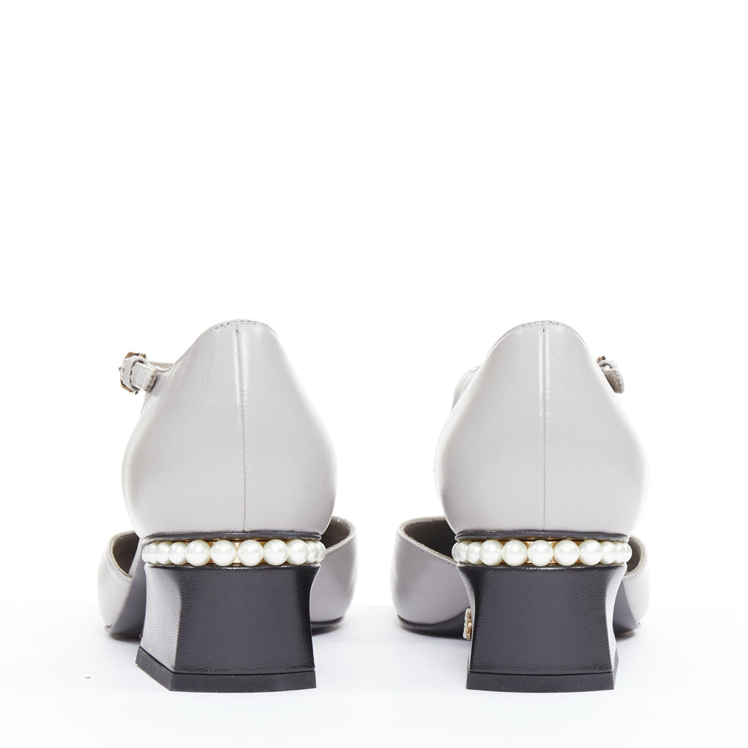 CHANEL 2022 grey leather pearl trimmed CC logo bicolor block heel pumps EU39.5