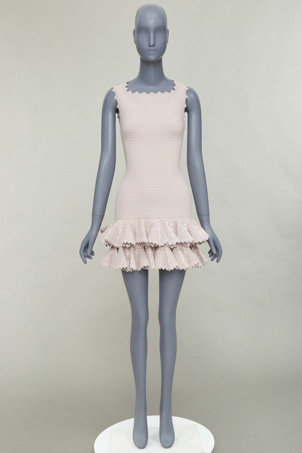 ALAIA  2011 pink beige textured dot weave scalloped ruffle mermaid dress FR36 S