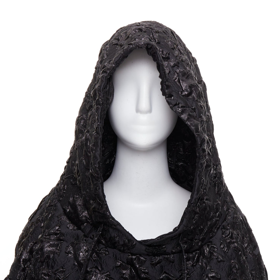 VALENTINO Pier Paolo Piccioli 2022 black floral jacquard cropped hoodie IT42 M