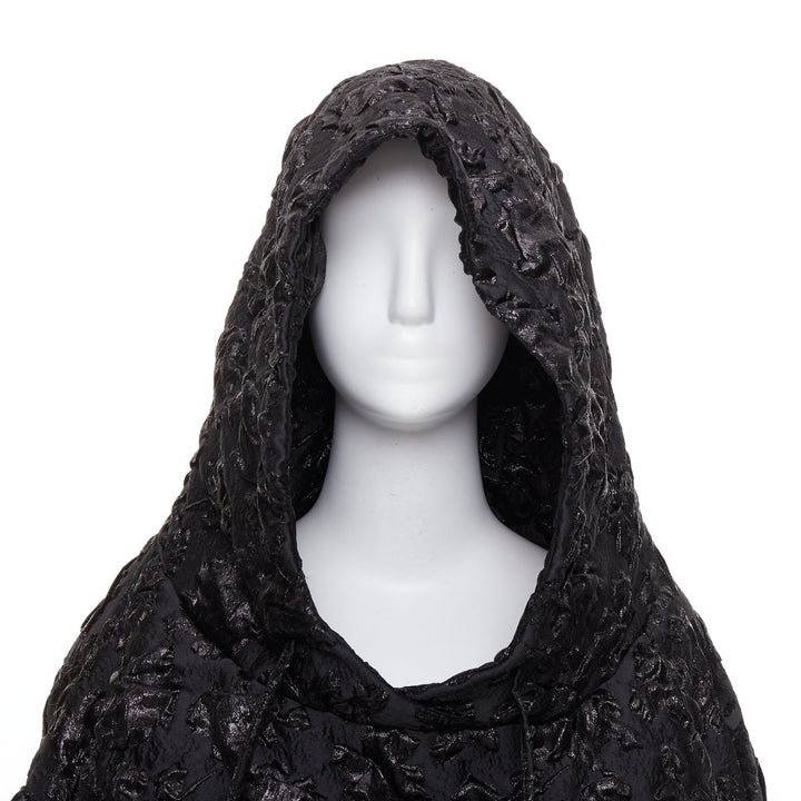 VALENTINO Pier Paolo Piccioli 2022 black floral jacquard cropped hoodie IT42 M