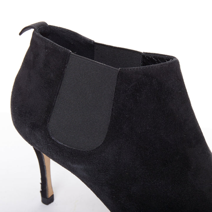 MANOLO BLAHNIK Vintage black suede pointy toes mid heel booties EU39.5