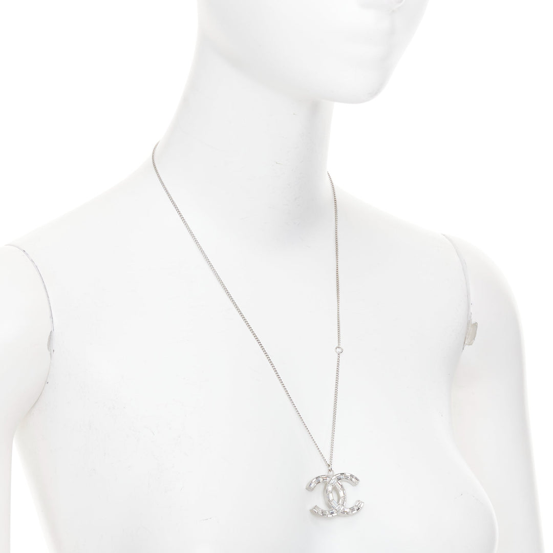 CHANEL 09A silver toned green resin reversible crystal pave CC pendent necklace