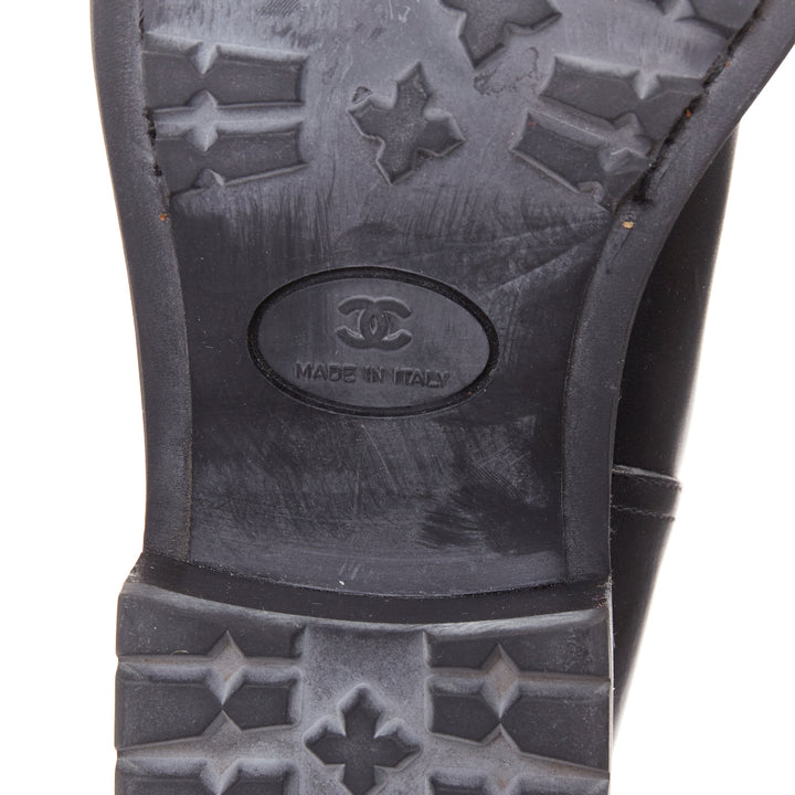 CHANEL black leather quilted CC logo stamp round toe riding boots EU38
