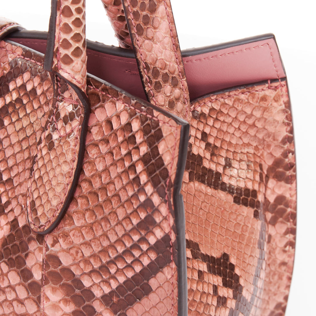 GUCCI 2014 Vintage Jackie Soft pink python leather silver piston crossbody bag