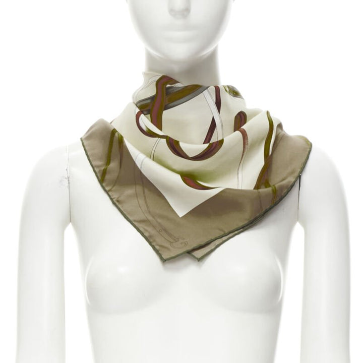 GUCCI 1921 Collection Signature Horsebit print 100% silk 85cm square scarf