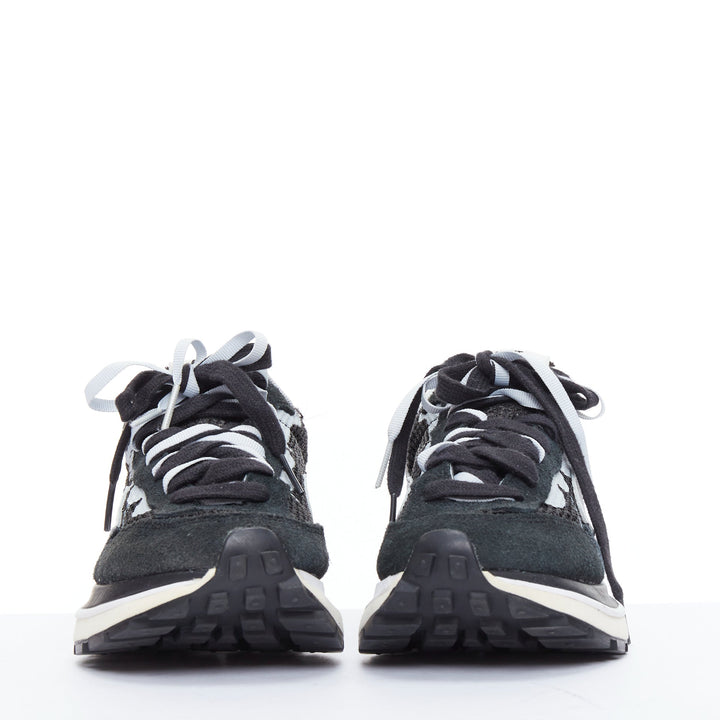 NIKE SACAI VaporWaffle black white mesh laced up sneakers US6.5 EU36.5