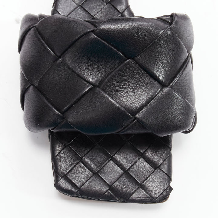 BOTTEGA VENETA Lido black intrecciato maxi woven leather flat sandals EU37