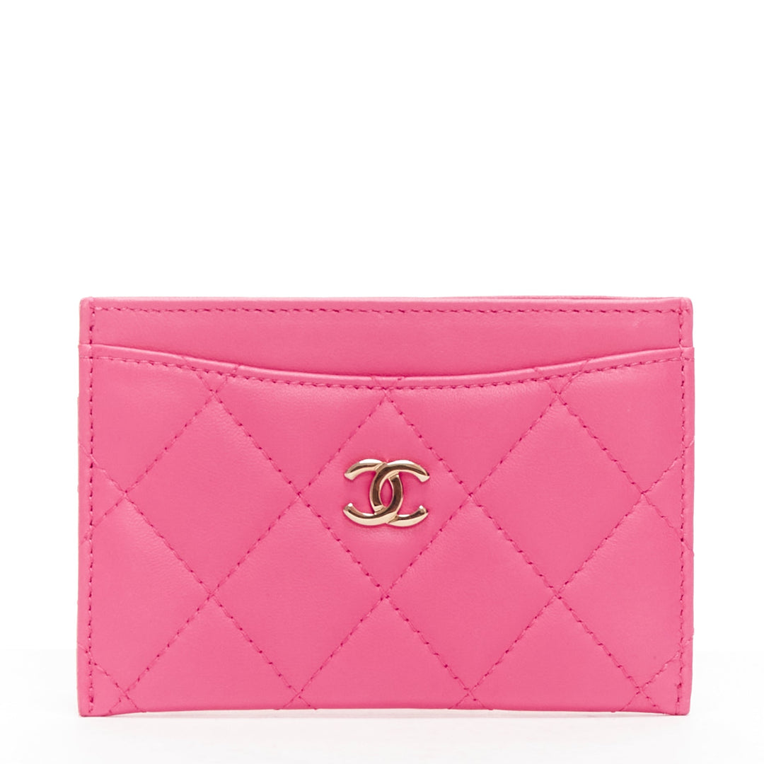 CHANEL bright pink smooth leather CC logo quilted cardholder
