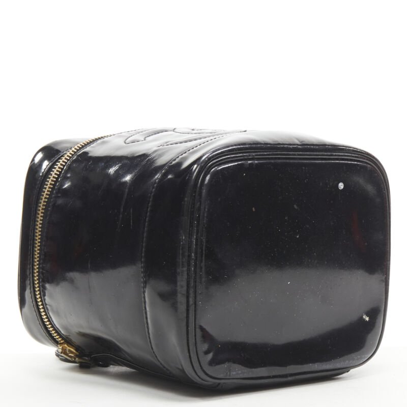 CHANEL Vintage black patent leather CC logo top handle Vanity bag