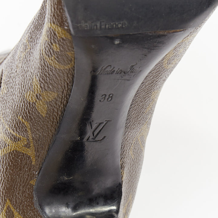 LOUIS VUITTON 2016 Revival monogram canvas patent cap toe Chelsea boots EU38 US8