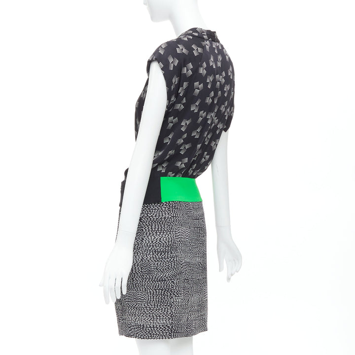 DIANE VON FURSTENBERG green black multi print silk blend wrap dress US2 S