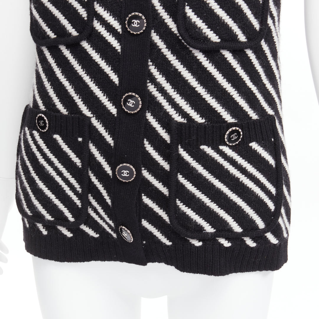 CHANEL 100% cashmere black white graphic stripes 4 pocket vest jacket FR34 XS